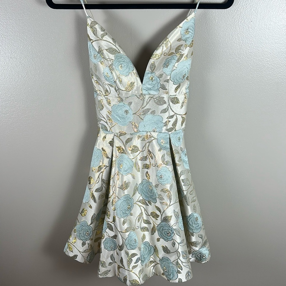 Windsor Women’s Kentucky Derby Blue Floral Dress Spaghetti Straps Gold Accents